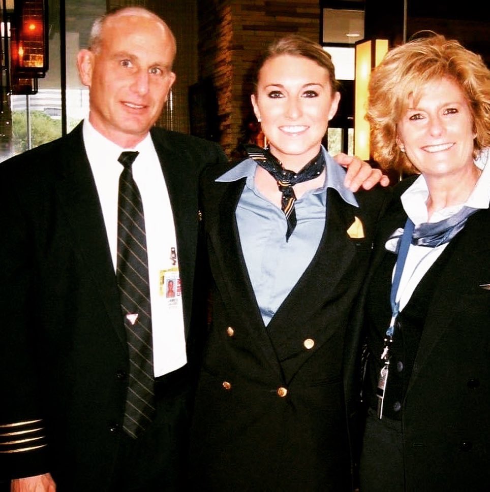Instructors Alex &amp; Scott keep this World Pilots Day all in the family. Both Alex’s Dad (James) and Scott’s brother (Kevin) are Captains on the 737. #unitedairlines #worldpilotsday #pilots #unitedpilots #aviation #flyboy #captain #flightattendant #crewlife #uapilot #airline
