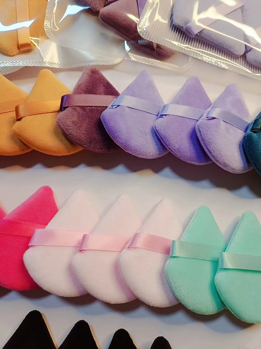 Holly71724045's tweet image. Soft Blender Puff Face Triangle Makeup Puff Velvet Makeup Pad

#trianglepowderpuff #makeupspongepuff #makeuppuff #velvetpowderpuff 

yrsooprisa.com/air-cushion-pu…