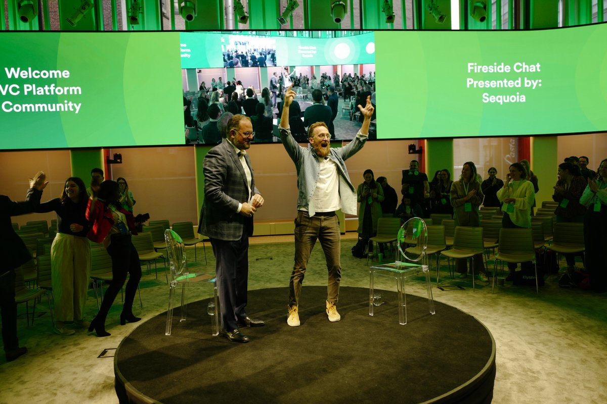 teamhappily's tweet photo. An energetic Fireside Chat between @DavidSpinks and @MicheleFloriani from Sequoia at @VCPlatform' Global Summit in New York City! 😌 ✨
This summit was proudly a Happily production.
#TeamHappily #VCPlatform #VCPlatformGlobalSummit #Community https://t.co/nQHldIWPmI