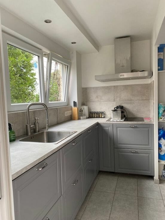 MyFutureHome_'s tweet photo. #TeKoop 🏡 Volledig vernieuwd appartement met 2 slaapkamers, dubbele garage en tuin (Ref.14993)
📍 #Kortrijk 💰 € 219500
📸 Contacteer de verkoper en bekijk meer foto's op https://t.co/n1tejrlivv
#myfuturehome #vastgoed #tekoop #Kortrijk #Huis #Huistekoop #vastgoedplatform https://t.co/Xa0qod2emc