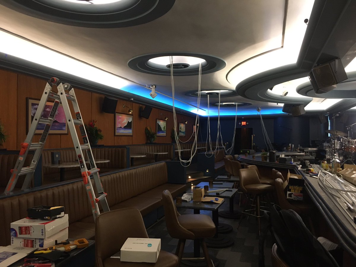 Dj_Scarface's tweet photo. INSTALLATION LIFE… LED LIGHTING UPGRADE & DMX LIGHTS
#dj #djs #djgear #michigan #music #detroit #setup #djlife #djlifestyle #turntables #soundguy #sound #sounds #edm #install #installer #installation #gopro #youtube #youtuber #inksternative #conglomeratedjs #djscarface https://t.co/gGhprVaQzH