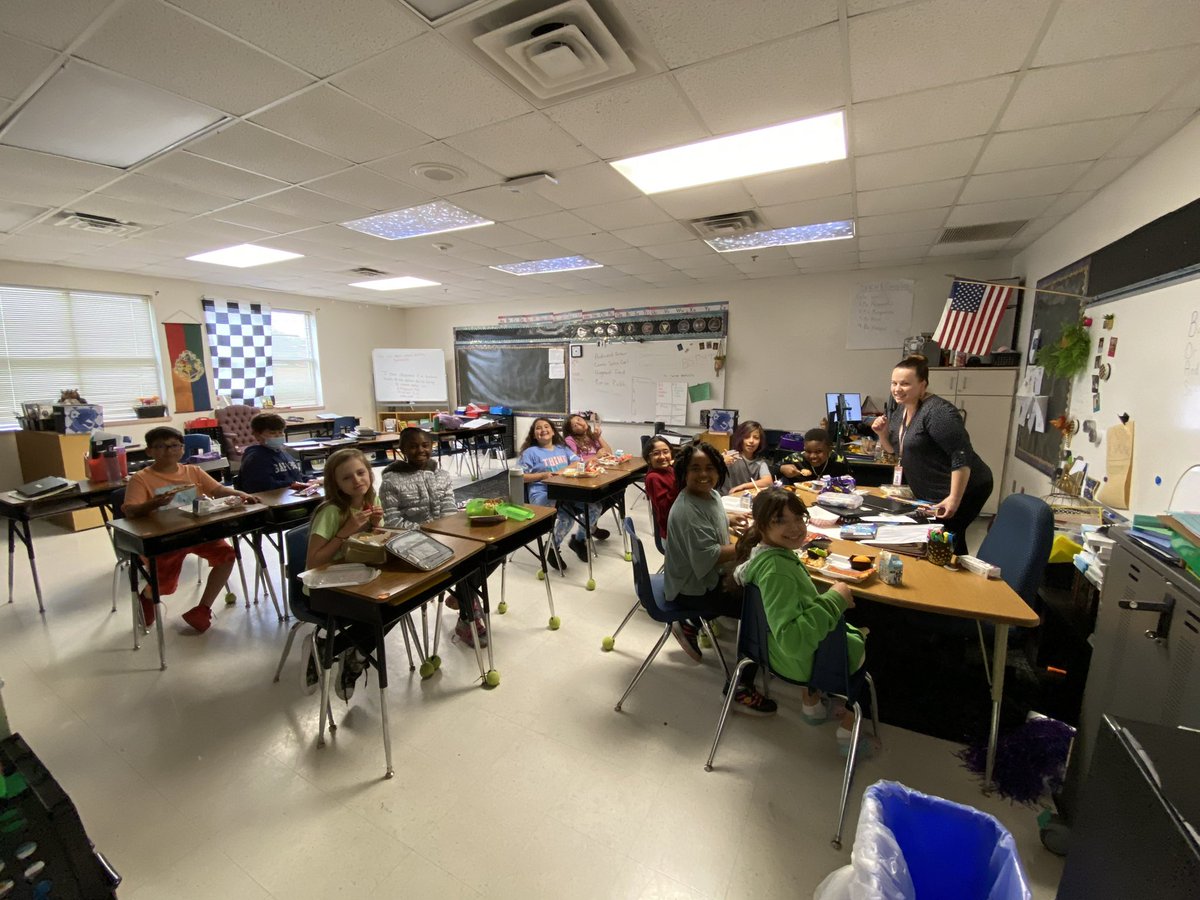 Steadham Elementary (@steadham_eagles) on Twitter photo Lunch bunches happened all week long, building relationships and encouraging our students to shine! Positive connections were fostered and students were empowered to succeed. #LunchBunch #StudentSuccess #soaringsteadhsmstyle <a href="/jrhobb01/">Jade Hobbs</a> <a href="/MissLataisha/">La'Taisha Stinnette</a> <a href="/blessed35/">Sonya Pierce</a> #sel Lunch bunches happened all week long, building relationships and encouraging our students to shine! Positive connections were fostered and students were empowered to succeed. #LunchBunch #StudentSuccess #soaringsteadhsmstyle <a href="/jrhobb01/">Jade Hobbs</a> <a href="/MissLataisha/">La'Taisha Stinnette</a> <a href="/blessed35/">Sonya Pierce</a> #sel