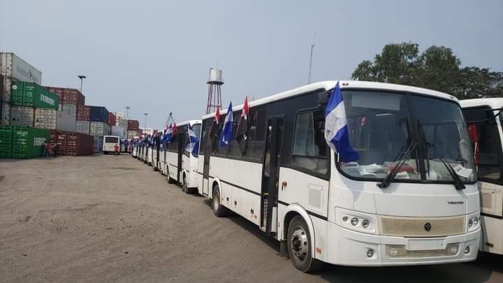 LaSandino's tweet image. #AlDía || Los nuevos buses rusos en Puerto de #Corinto, listos para ser trasladados hacia la ciudad capital.

#2023JuntosVamosAdelante 
#Chinandega