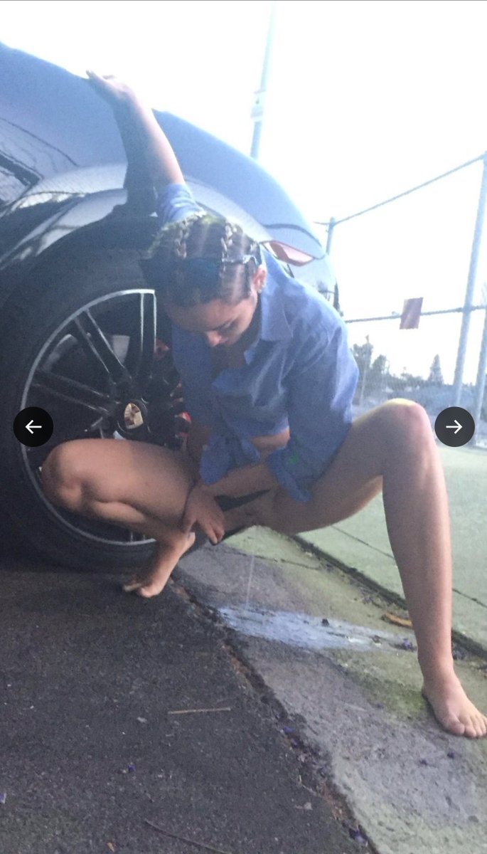 CosteaAnisca's tweet photo. Miley Cirrus pee https://t.co/4krEmoAMb6