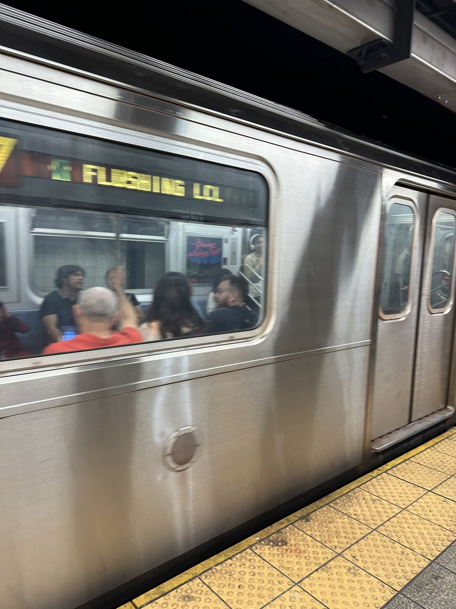 StrangerplaysNY's tweet photo. @Gl1tter1sh_ Hi https://t.co/kFwy8UI4ge