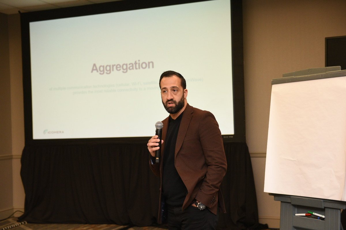 ElUrbanista's tweet photo. Appreciated the opportunity to share with @APTA_info members how @icomera's industry leading link aggregation technology, SureWAN, is creating connected networks of buses, trains, and autonomous vehicles. #APTAmobility23 #publictransit #AutonomousVehicles https://t.co/8qREFuqy3Y