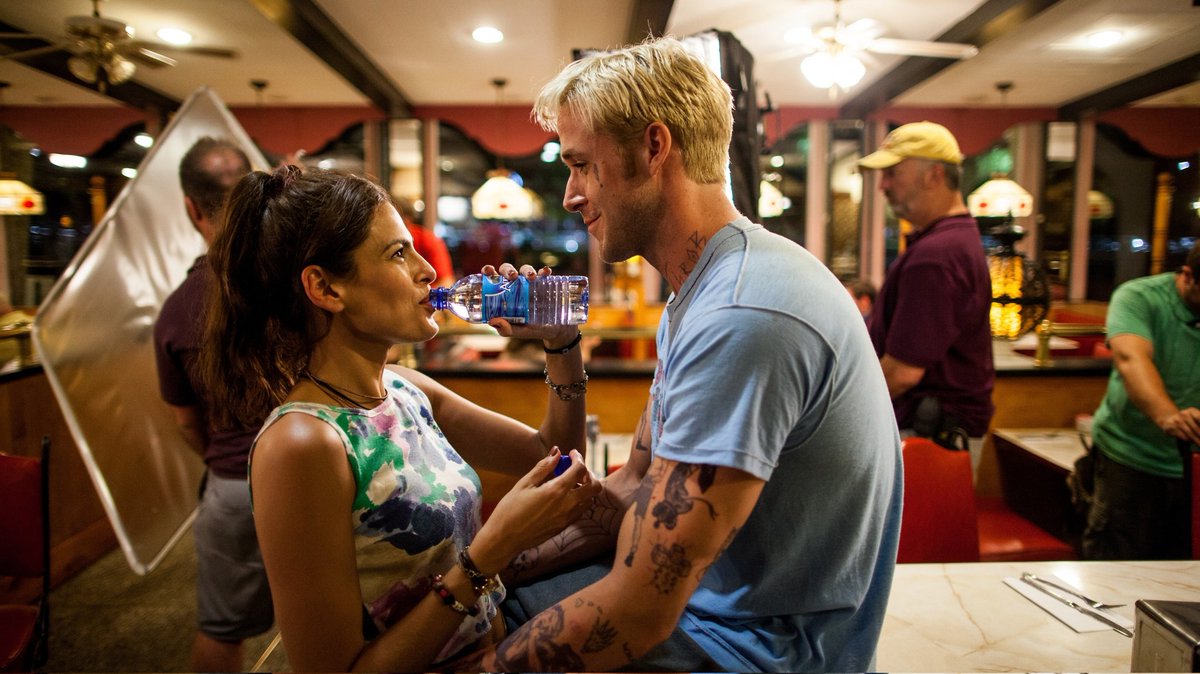 PlaceBeyondRP's tweet photo. 𝖭𝐰Entry | 𝖶𝑒𝖻®: Promotional photos!
© #ThePlaceBeyondthePinesRP ⛰️

Take a look at the first exclusive behind-the-scenes photos from the set of The Place Beyond the Pines, here. https://t.co/ZDmV7rUXlQ