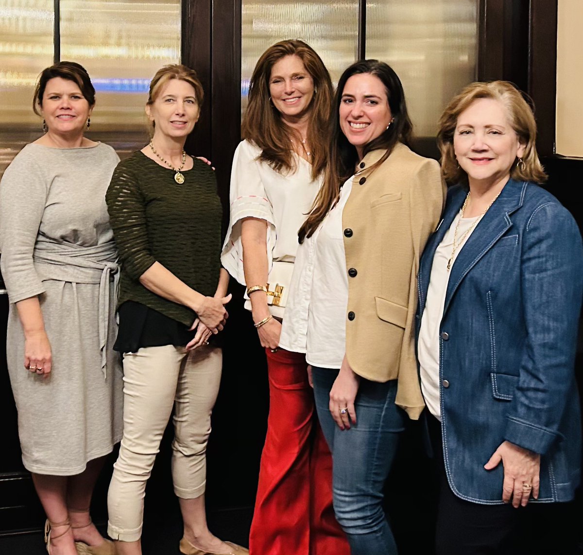 VRW hosted the inaugural Leadership Institute Women Leaders Series. National consultant <a href="/emilyklampkin/">Emily Lampkin</a> &amp; Former Texas GOP Vice Chair <a href="/CatParksTX/">Cat Parks</a> led this unique, free training. Everyone had fun learning new skills while networking with past, present, and future Women leaders.