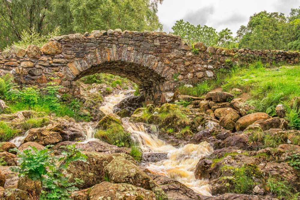 Ashness stone bridge. Lake District. England. NMP.