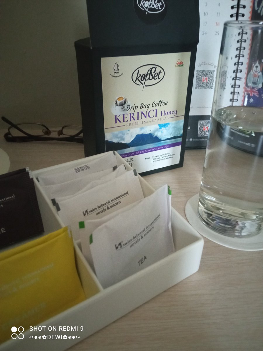 Aku dan kamu bukan sekedar i love  u ☺

Selamat pagi pecinta kopi😘