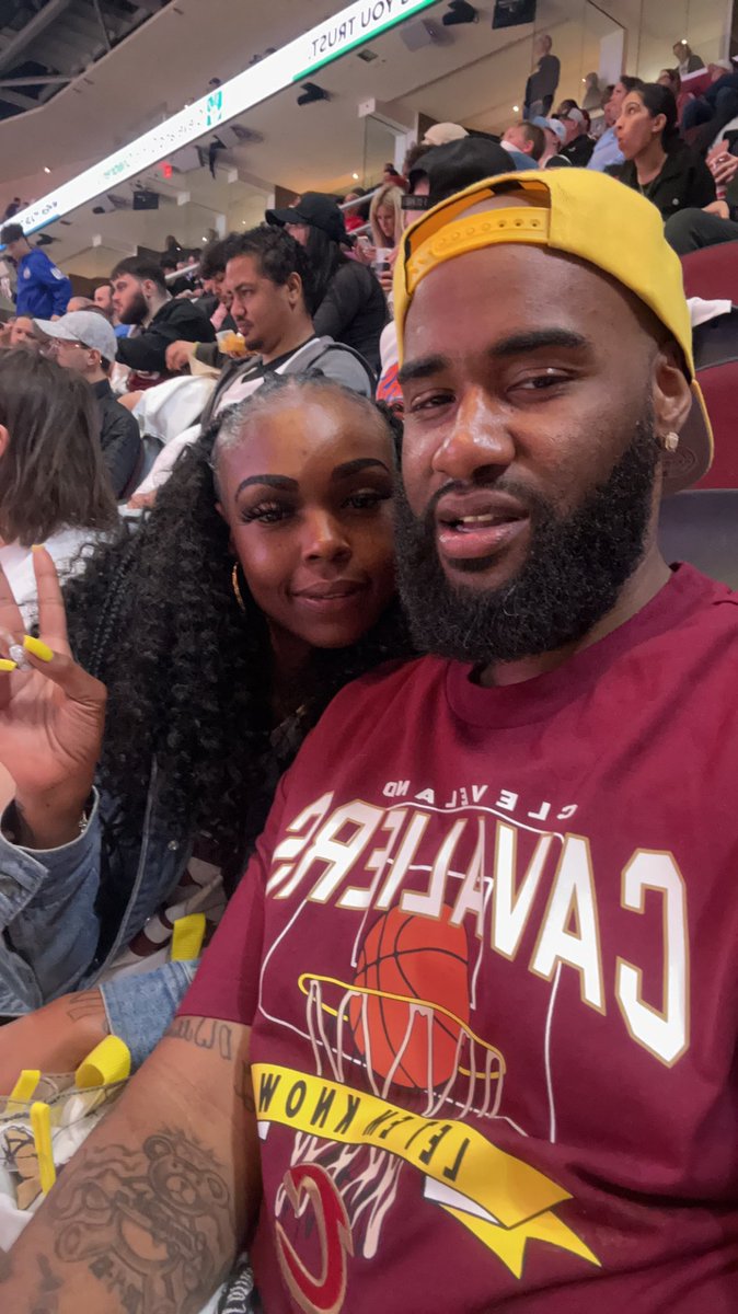 gpbamboi's tweet photo. #letemknow Cmon Guys Let’s Get This Win!!!! https://t.co/UZb9sk1cTZ