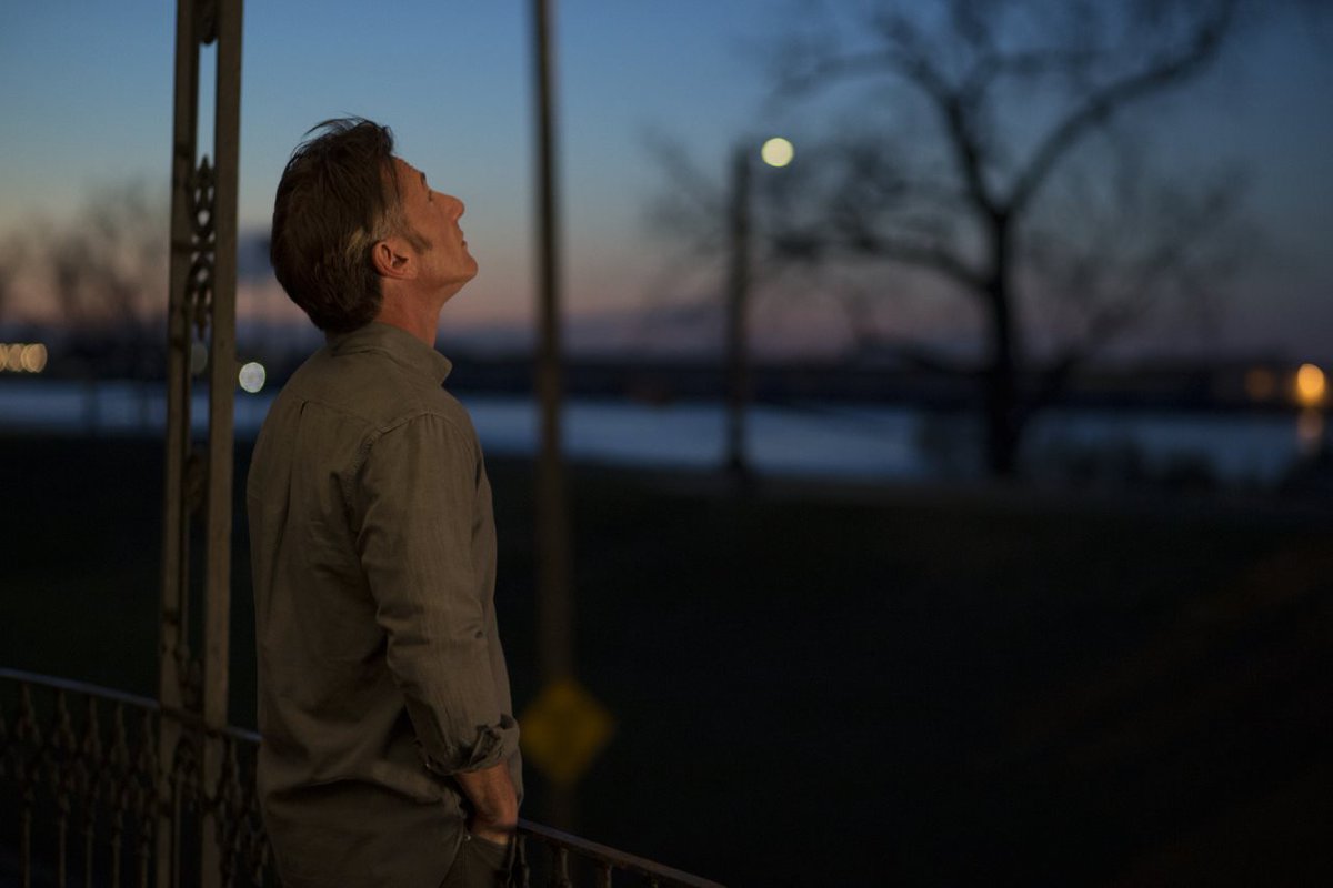 AdnrewMills's tweet photo. The First Trailer: Sean Penn Heads to Mars in New Hulu.... #beautyexpert #beautyproduct https://t.co/40IavaND9X https://t.co/8hqCvZO2lZ
