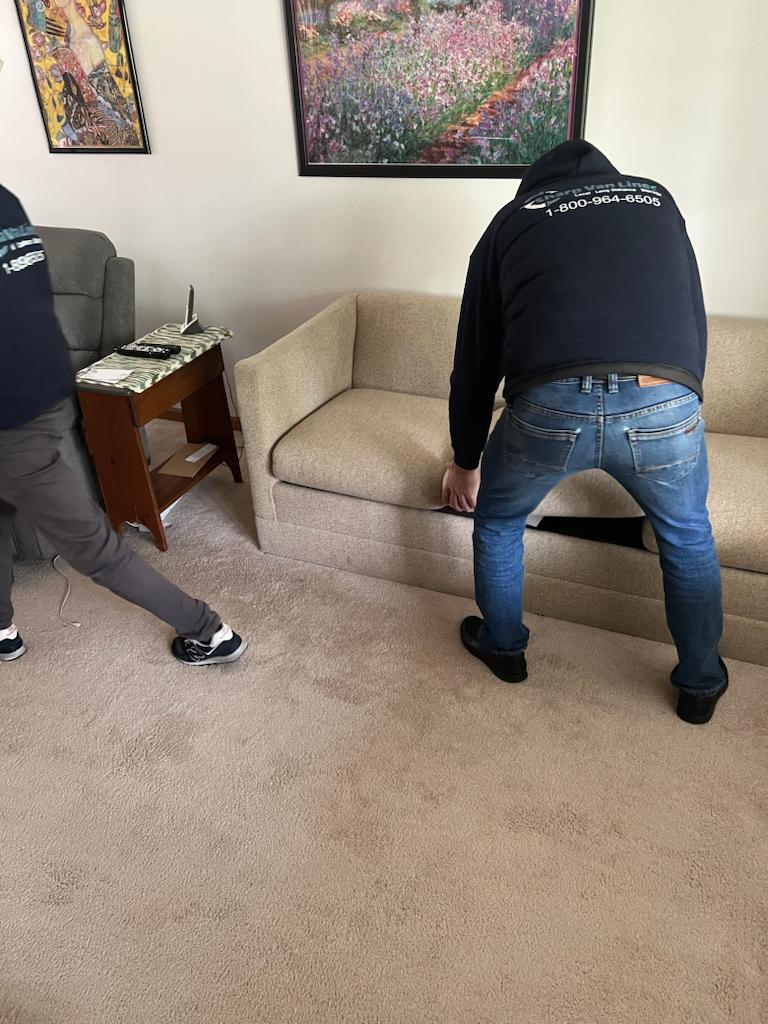 sharpvanlines's tweet image. We’re not just moving your items, we’re moving memories! 🎹🚛
 #SharpVanLines 🏆 #StressFreeMoving  #movingestimates  #movingcompanies  #movingday  #movingandstorage  #whiteglovemovers  #packingservice  #housemove