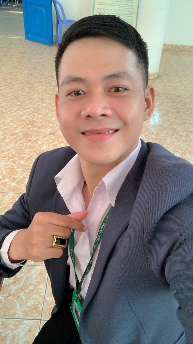 Kute35874009's tweet photo. Chào buổi sáng tốt lành, làm việc hết hôm nay nữa nghỉ lễ thôi quý vị! https://t.co/Lllut6Mqry