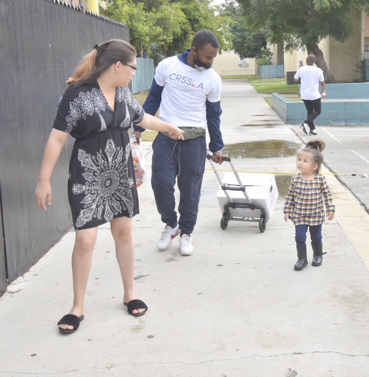 CommunityBuildi's tweet image. CBI’s Homeless Outreach Program offers intensive case managed homeless services to support self-sufficiency along with employment counseling, academic advising, application assistance, housing referrals, and assistance with housing search and application 💚✨🏠