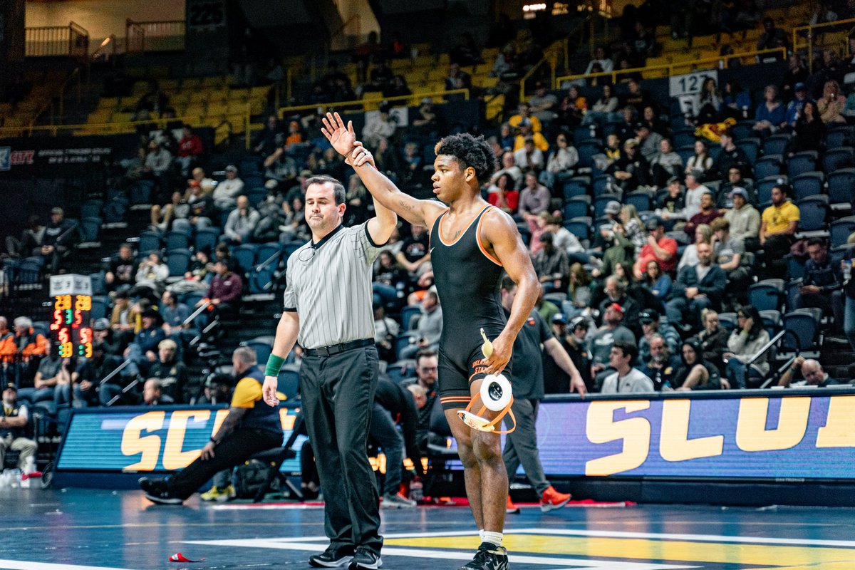 CowboyWrestling's tweet photo. Open for business in Vegas 🎰

Past, present and future Cowboys lace them up at the U.S. Open this week!

📝 https://t.co/Es9RzGJD4T

#HomeOfWrestling I #GoPokes https://t.co/8WMYN3TVmK