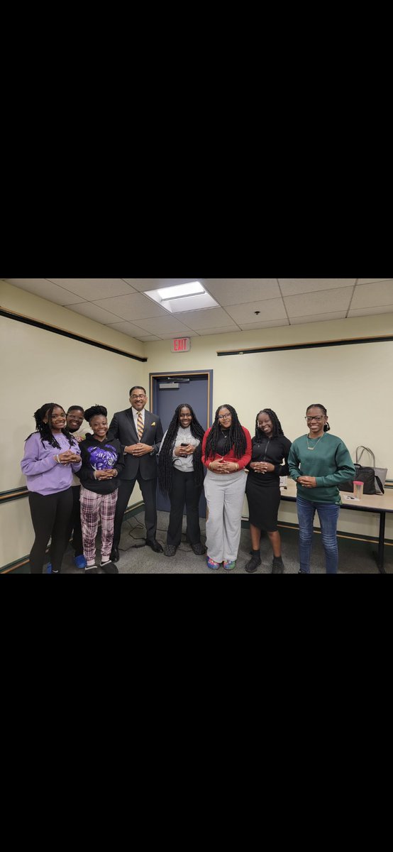 At our “Conversations with Clarence” Town Hall, some of my students wanted to take a picture with me. One of them said, “Dr. Ellis, you always take pics in the same pose.” I said, “always.” So they all posed just like me. Great kids! Also present was BOE VP Charles-Pierre.