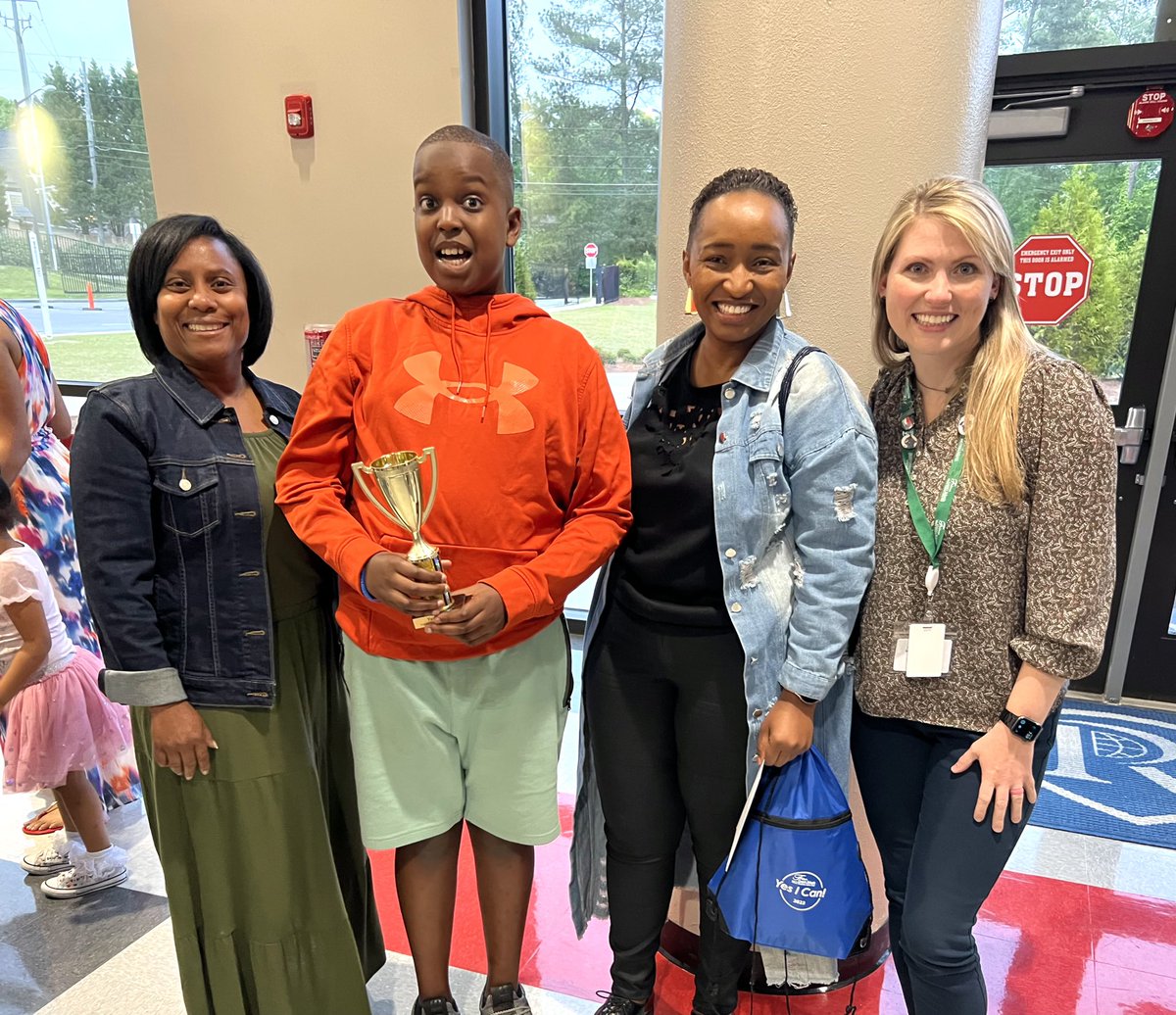 JessieLeyden's tweet photo. ✨The Yes, I Can! ceremony at Riverwood tonight was hands down the best night this year! 👏🏻❤️🏆🥳#SECSTRONG @FCS_SEC @GillandTris @SherryCP3 @Alpharetta_ES @cel578 @BFESBobcats @StefiWickers41 @principalwebb @MBESprincipal @APJonesMBES @MichaelaSteele8 @TheBarnwellBeat @OceeIST https://t.co/XIWnsFV5ni