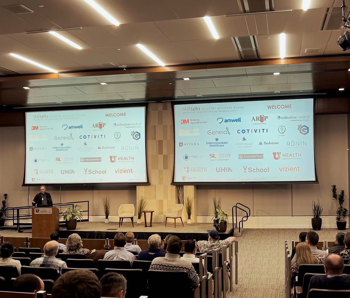 moreeder_'s tweet photo. Back in person 😷
@ Industry Advisory Board talks @UofUHealth
Honored to give back to my alma-mater @UUtah by bringing
@vschool_
mastery-based curriculum to the forefront of Biomed.
#biomed #universityofutah #uofu #iab #vschool https://t.co/XBQ4PT5k2X