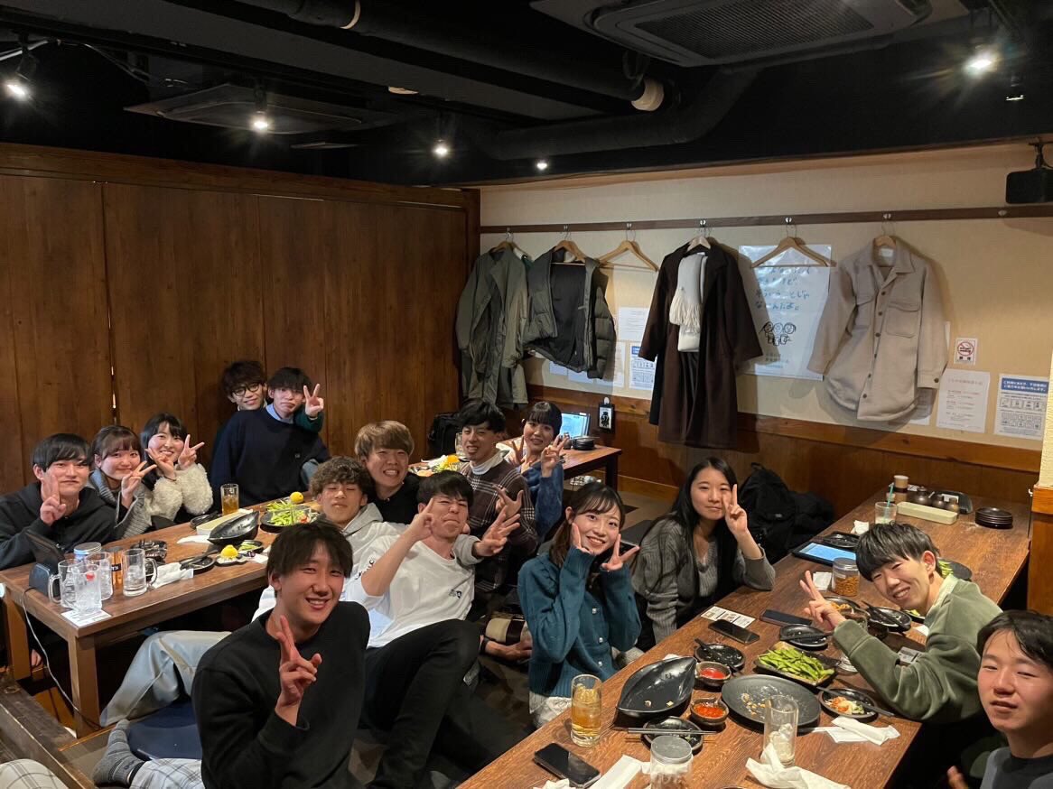 oyabona's tweet photo. 【行事紹介】
レクレーション編

医学部フットサル部の年間のレクレーションのスケジュールを紹介します！

6 月 B.B.Q🍖
7 月 ビアガーデン🍻
8月 夏合宿🌻
12 月 院試卒試お疲れ様会・OB 戦打ち上げ・忘年会
3 月 追いコン・卒コン・春合宿4 月 新歓花見・新歓合宿🌸（今年度は実施なし） https://t.co/Ic8dVC3j2u