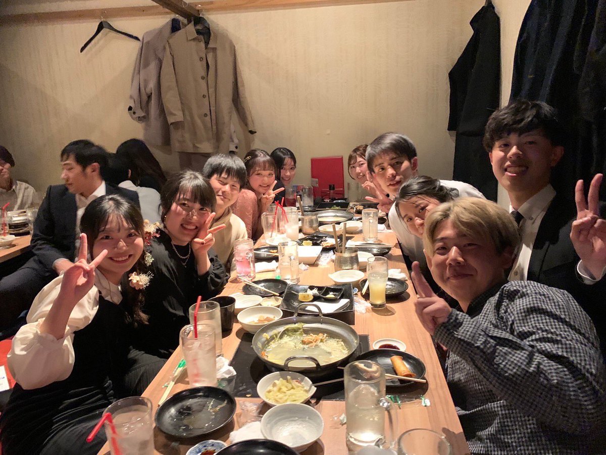 oyabona's tweet photo. 【行事紹介】
レクレーション編

医学部フットサル部の年間のレクレーションのスケジュールを紹介します！

6 月 B.B.Q🍖
7 月 ビアガーデン🍻
8月 夏合宿🌻
12 月 院試卒試お疲れ様会・OB 戦打ち上げ・忘年会
3 月 追いコン・卒コン・春合宿4 月 新歓花見・新歓合宿🌸（今年度は実施なし） https://t.co/Ic8dVC3j2u