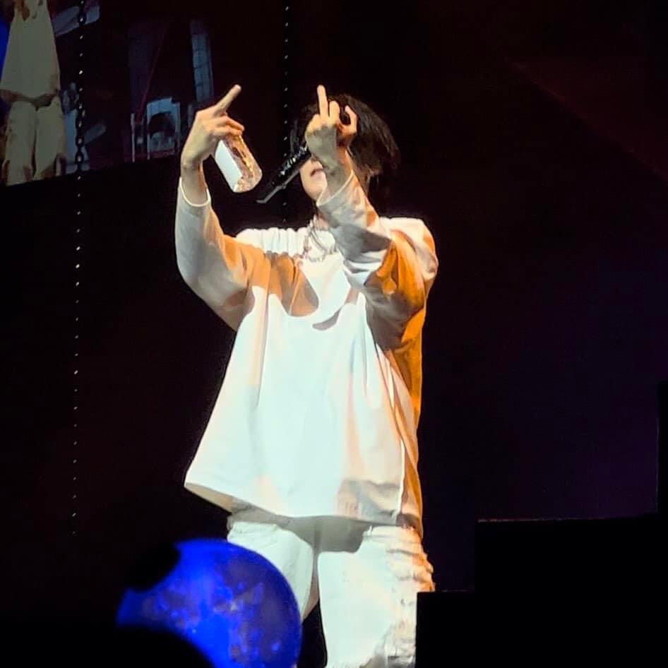 cloudkook1's tweet photo. 🖕🏼🚬 https://t.co/XRYWHYHEn0