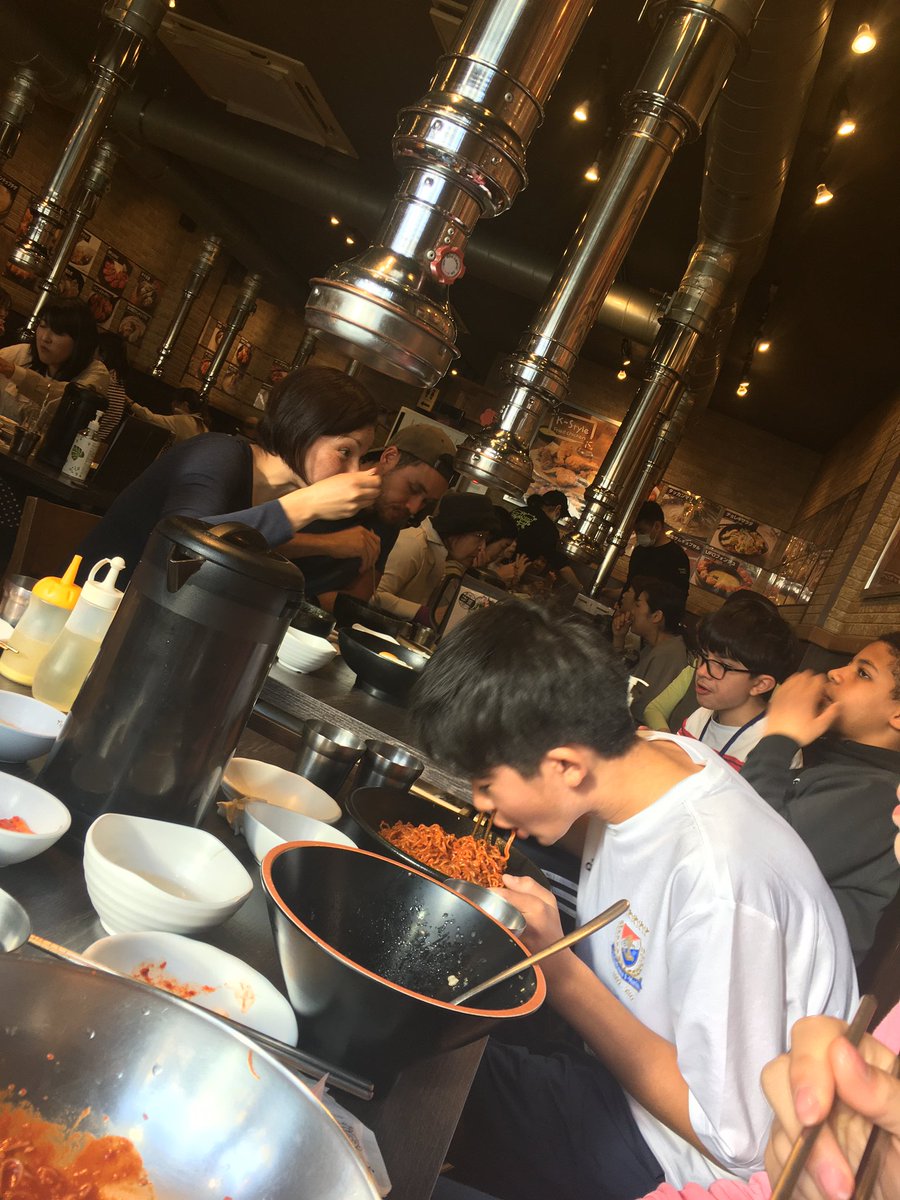MSTmiddleschool's tweet photo. Today, one of the two Humanities groups, Japan and its Neighbours, went to a Korean restaurant to eat lunch as we had been studying about J-Koreans in Japan. #MSTeucalyptus #MSTconfidence #MSTcuriosity #MSTculture #MSTteamwork #MSTdiscovery https://t.co/LQIjgBERIi