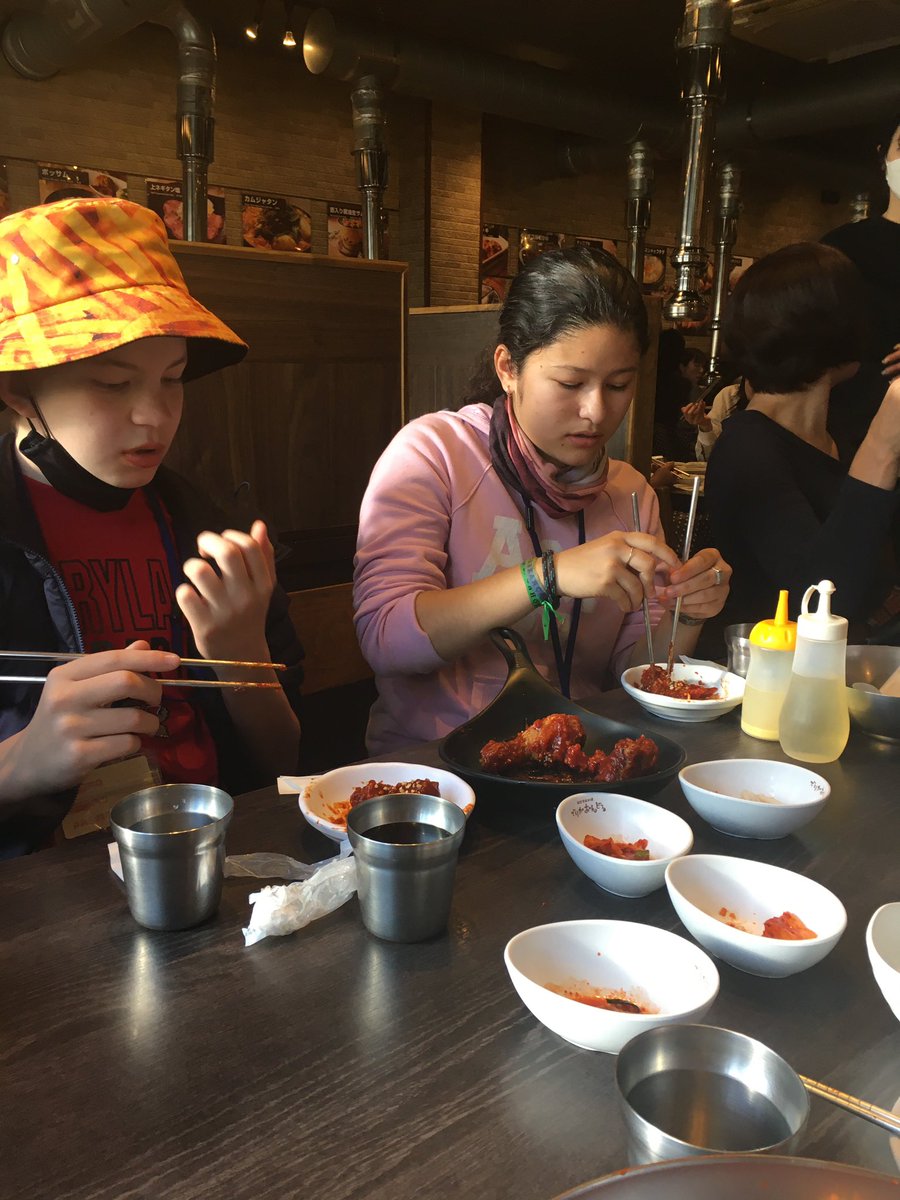 MSTmiddleschool's tweet photo. Today, one of the two Humanities groups, Japan and its Neighbours, went to a Korean restaurant to eat lunch as we had been studying about J-Koreans in Japan. #MSTeucalyptus #MSTconfidence #MSTcuriosity #MSTculture #MSTteamwork #MSTdiscovery https://t.co/LQIjgBERIi
