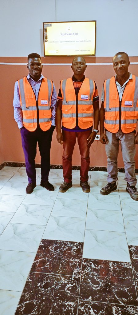 SoplocamS's tweet photo. Equipe dynamique de soplocam sarl https://t.co/KG9oxSchG9