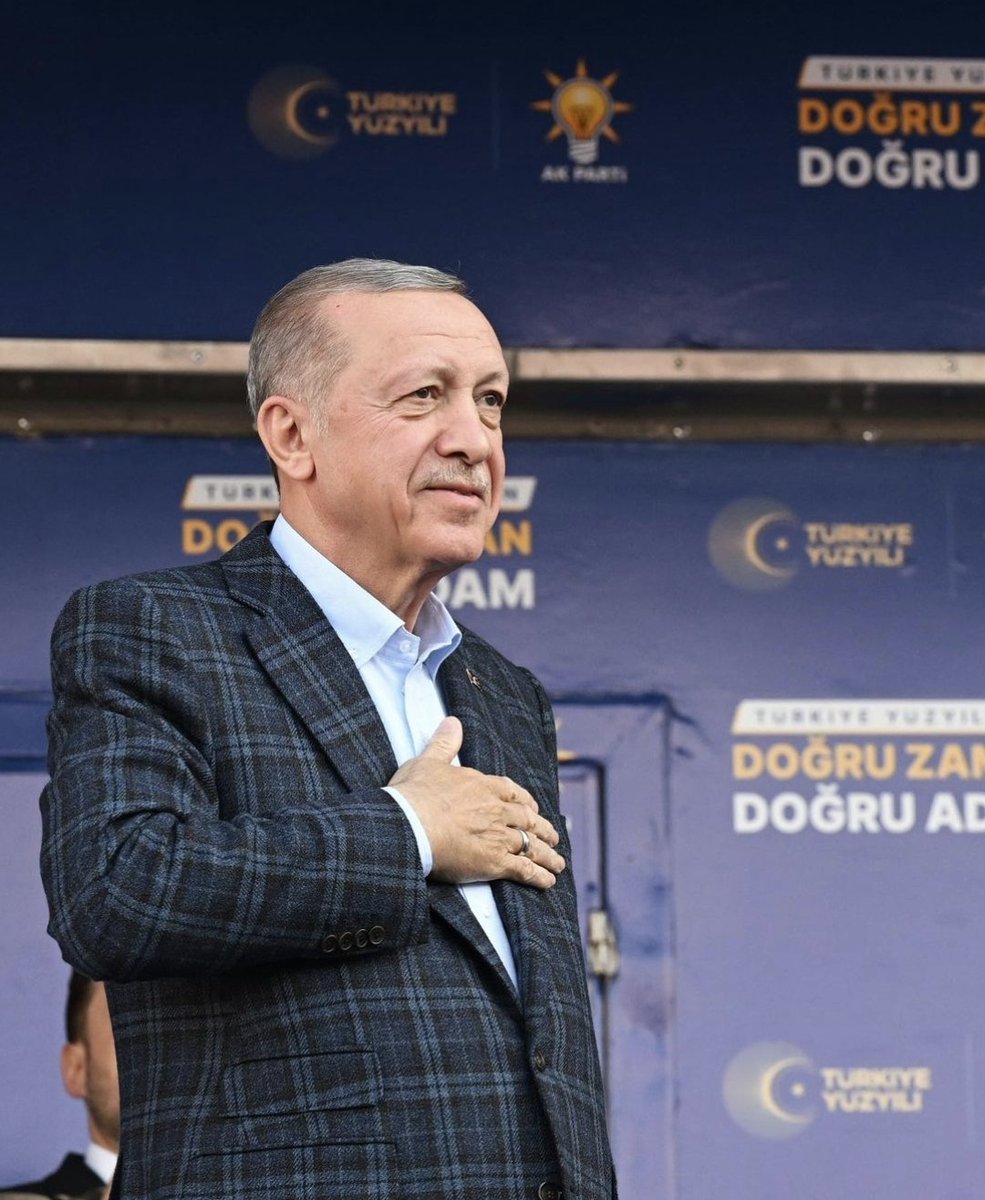 Ümmetin umudu, Türkiye Yüzyılı'nın lideri Sn. <a href="/rterdogan/">Recep Tayyip Erdoğan</a> geçmiş olsun dileklerimi iletiyor , Yüce Allah' tan acil şifalar diliyorum..

#akparti #RTErdogan