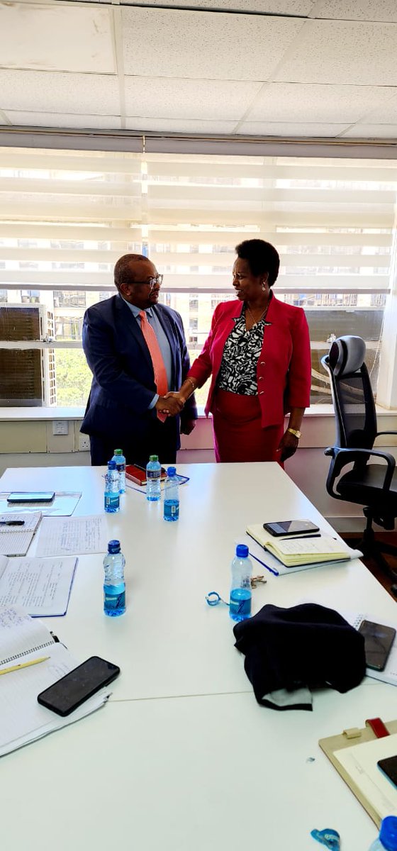 AgentsBoardKE's tweet photo. Earlier this week,the board led by our Chairperson Eunice Macharia along with other members of the board held consultative meetings with both the PS, State Department for Housing and Urban Development, Mr.Charles Hinga and the CS for Lands and Physical planning,Mr. Zackary Njeru https://t.co/WDC6Yx5hj1