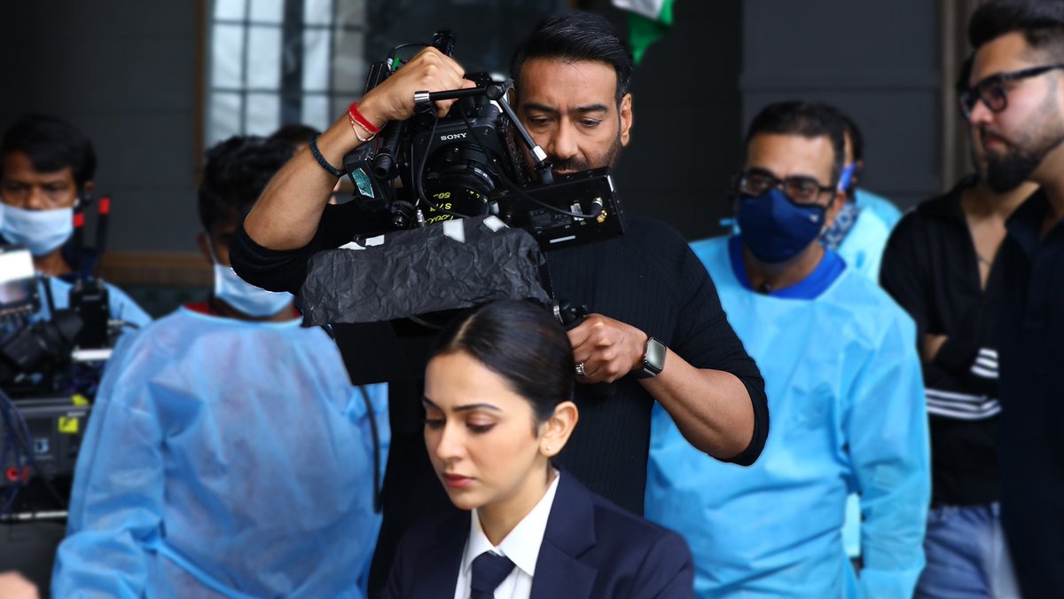Ajay Devgn (@ajaydevgn) on Twitter photo A year has gone by since Runway 34. From the making to the eventual release, cherishing all the moments in air and on ground.
#1YearOfRunway34
<a href="/SrBachchan/">Amitabh Bachchan</a> <a href="/Rakulpreet/">Rakul Singh</a> <a href="/bomanirani/">Boman Irani</a> <a href="/ADFFilms/">Devgn Films</a> A year has gone by since Runway 34. From the making to the eventual release, cherishing all the moments in air and on ground.
#1YearOfRunway34
<a href="/SrBachchan/">Amitabh Bachchan</a> <a href="/Rakulpreet/">Rakul Singh</a> <a href="/bomanirani/">Boman Irani</a> <a href="/ADFFilms/">Devgn Films</a>