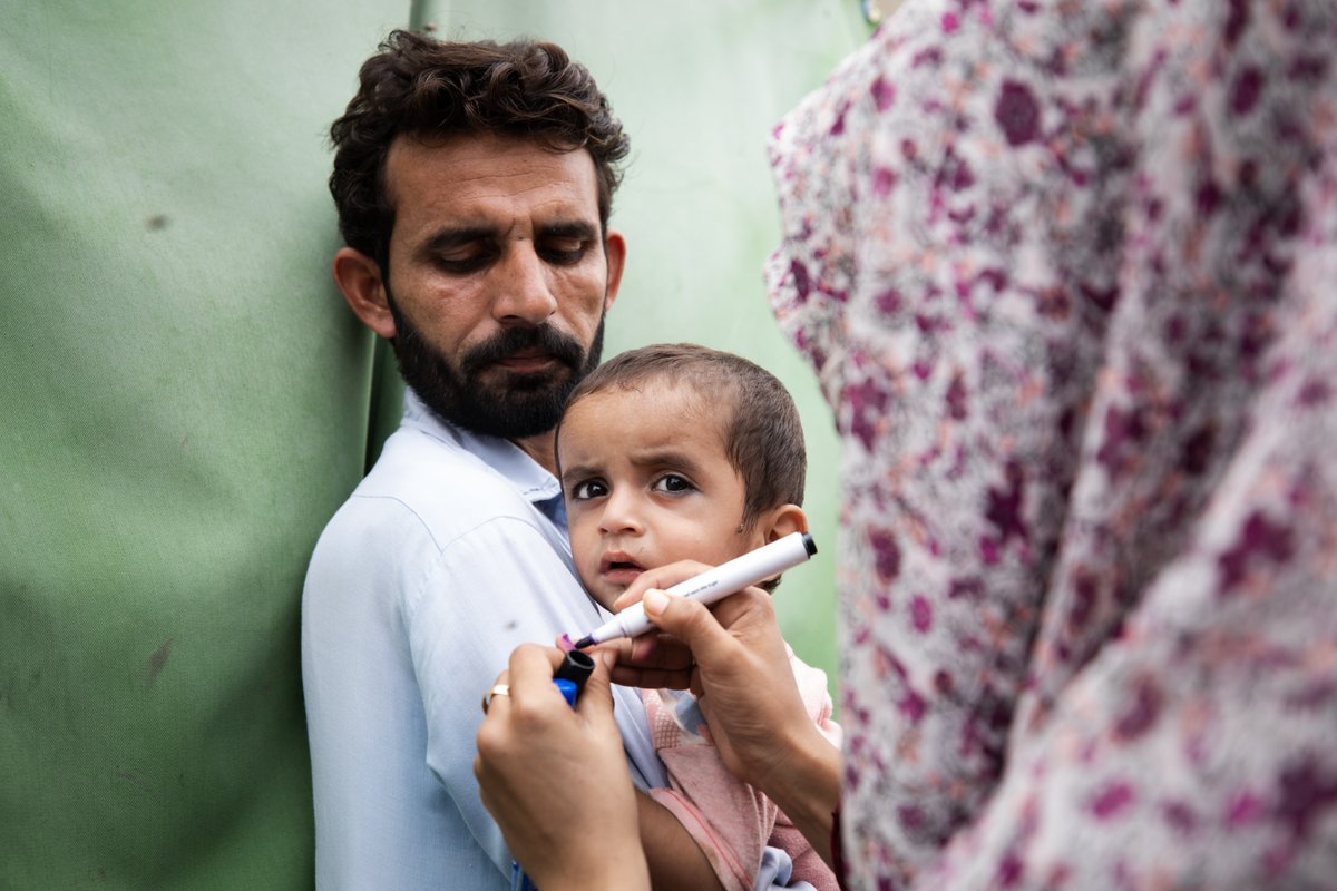 Rotary's tweet photo. Polio still threatens the futures of too many children today. This #WorldImmunizationWeek, let's protect all children with polio vaccines, especially those who have never been vaccinated. Because until we #EndPolio for good, polio anywhere 🌍 puts everyone at risk. #VaccinesWork https://t.co/cyCsQjYAwt