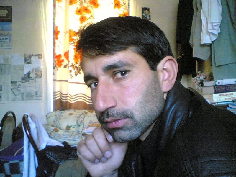 Seneee bilmem ne. Birilerinin dağınık öğrenci evinden bir kare. 
Not: o öğrencilerin isimlerini verip mahcup etmek istemiyorum:) @Mistefa_Acar <a href="/rifatablay/">Rıfat Ablay</a> <a href="/fatih_atabey21/">fatih Atabey</a>