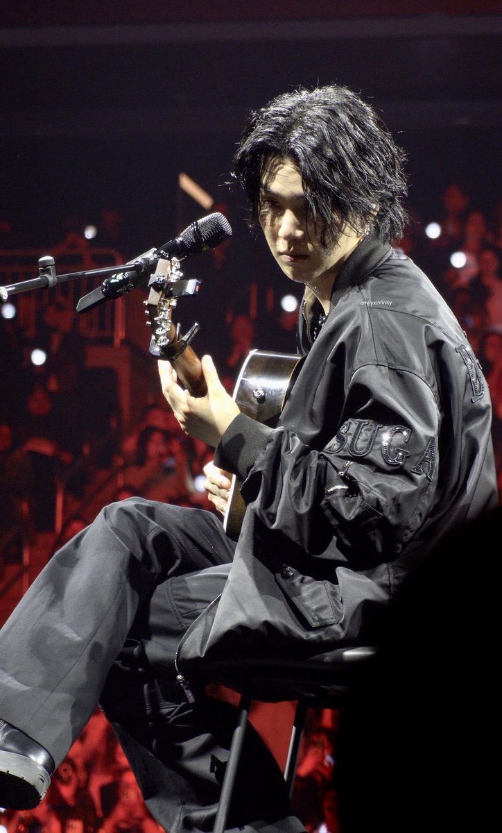 emilyxinfinity's tweet image. 🎸