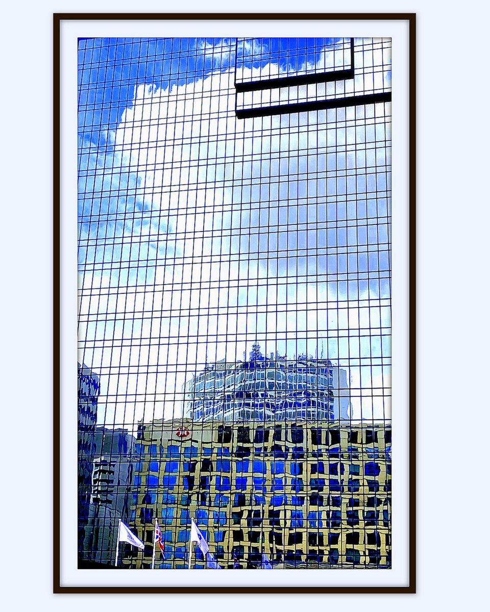 PeterLeadbetter's tweet image. &quot;A Tower with a Bank in the Windows of a Hotel&quot;
@BuildsWeAre
@HSBC_UK
@HyattBham
@BirminghamWeAre
@PositivelyBrum
@CentSquareBham
@westsidebid
@artsalloverthep
@brumartshour
@ArtsBrum
@cityscapesUK
@BrumKong
@BhamUpdates
@BrumFaves
@BhamCityCouncil
#urbanreflections #cityscapes