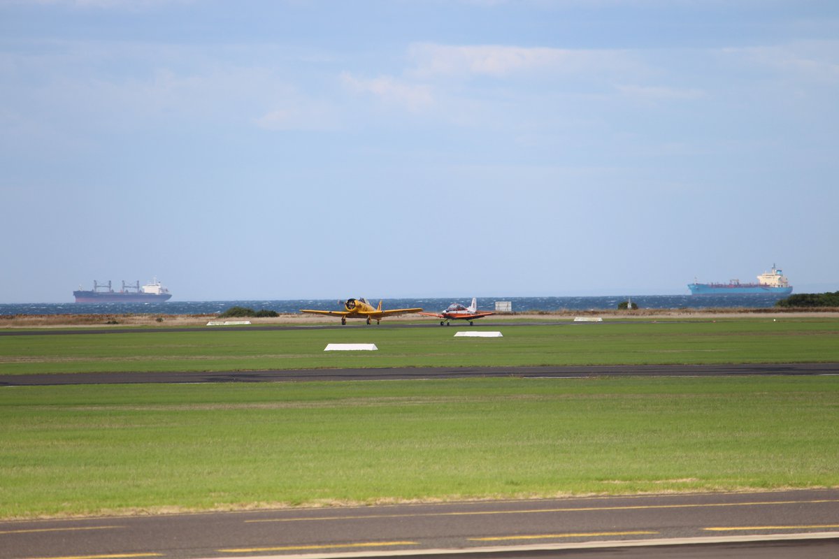 RobGillAUS's tweet photo. A brilliant flying display by No. 100 Squadron at the @AusAirForce  Museum today (1/2) https://t.co/eQ1bH2Ebpy