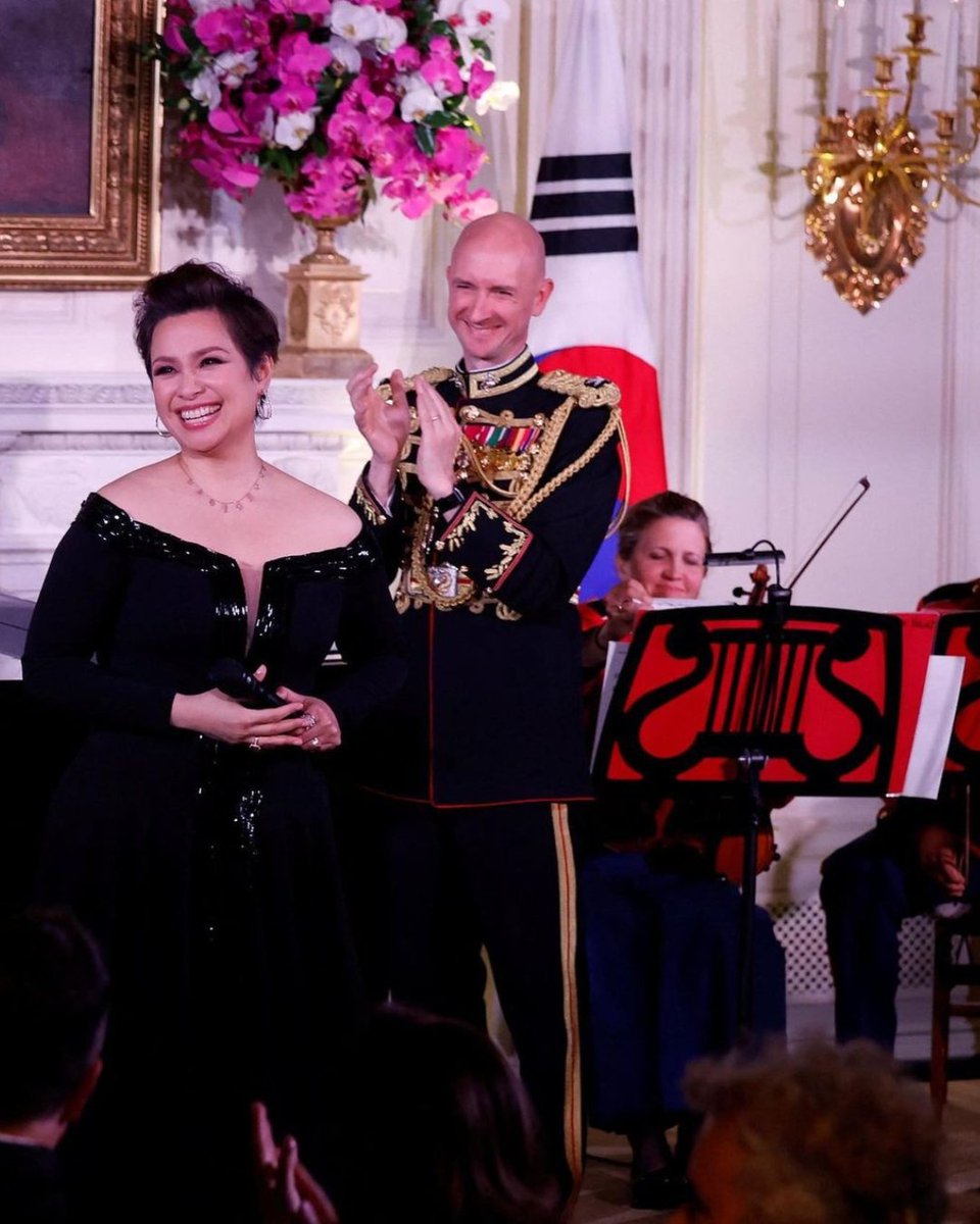 philstarlife's tweet photo. LOOK: Celebrity designer Rajo Laurel shared snaps of #LeaSalonga as she performed at the White House State Dinner. She was also seen interacting with US President Joe Biden. (📸: Rajo Laurel/ Instagram) https://t.co/ZSmH9puP5b