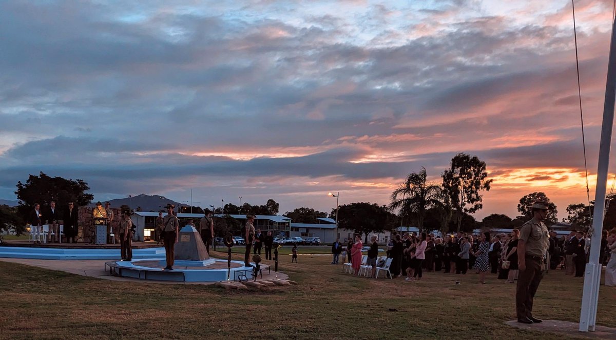 COMD2Bde's tweet photo. All across Australia #OurPeople serving in @AustralianArmy Health Units commemorated #AnzacDay.

From Dawn Services to Catafalque Parties, #2Bde paused with the Australian community to acknowledge service to our nation, both past and present.

#LestWeForget #AnzacDay2023 https://t.co/BVMGKak1PW