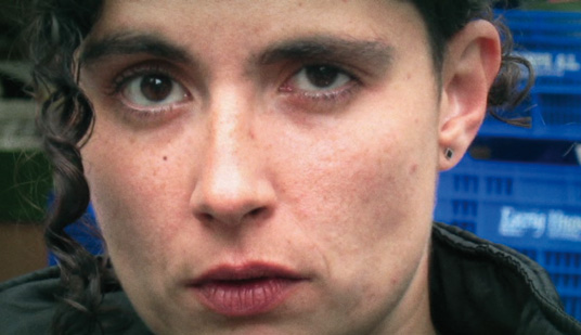 Ayer se cumplieron once años de la muerte de Patricia Heras, un auténtico crimen de Estado. Esto es un fragmento de lo que escribí para el libro Ciutat morta. Crónica del caso 4F. Vaya en su recuero y para que no se nos olviden las cosas. manueldelgadoruiz.blogspot.com/2016/05/sospec…