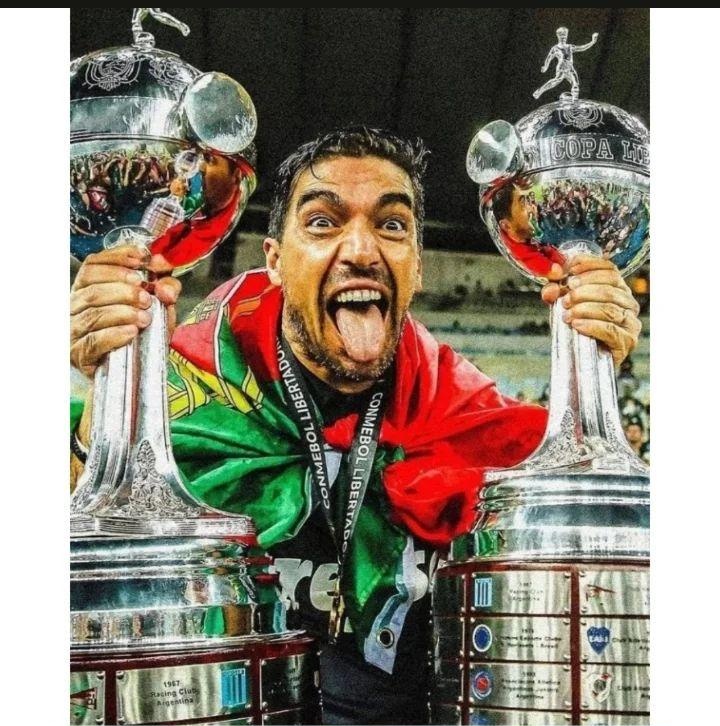 Mcpl031's tweet photo. @picmeiras O melhor do planeta 💚🥋 https://t.co/alLlJmjowj