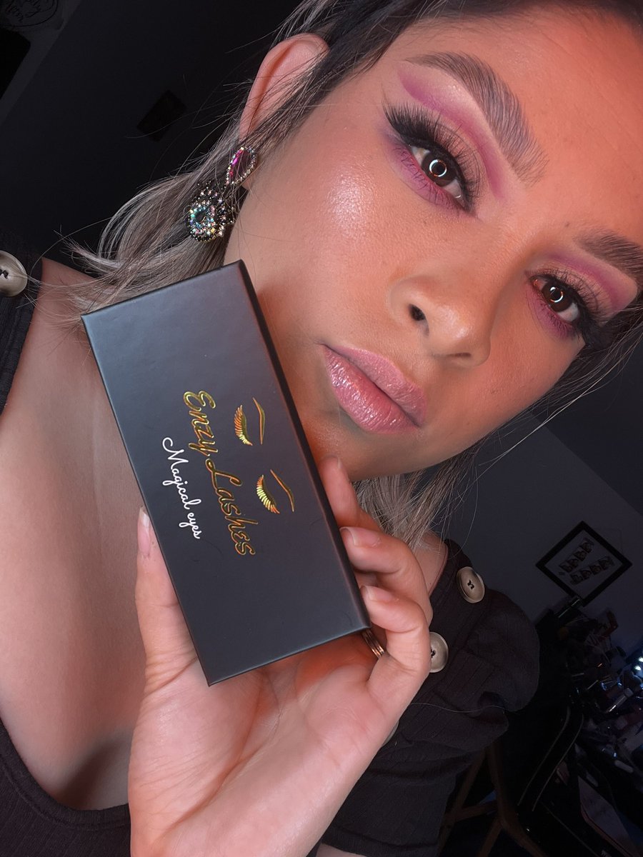 EnzyLashes's tweet photo. ENZYLASHES 🔥 
Lashes “EYSHA” 
https://t.co/AGoZMQggRr 

#beauty #makeup #makeupartist #business #NewYorkCity #lashes #eyelashes https://t.co/HactzIPrAw