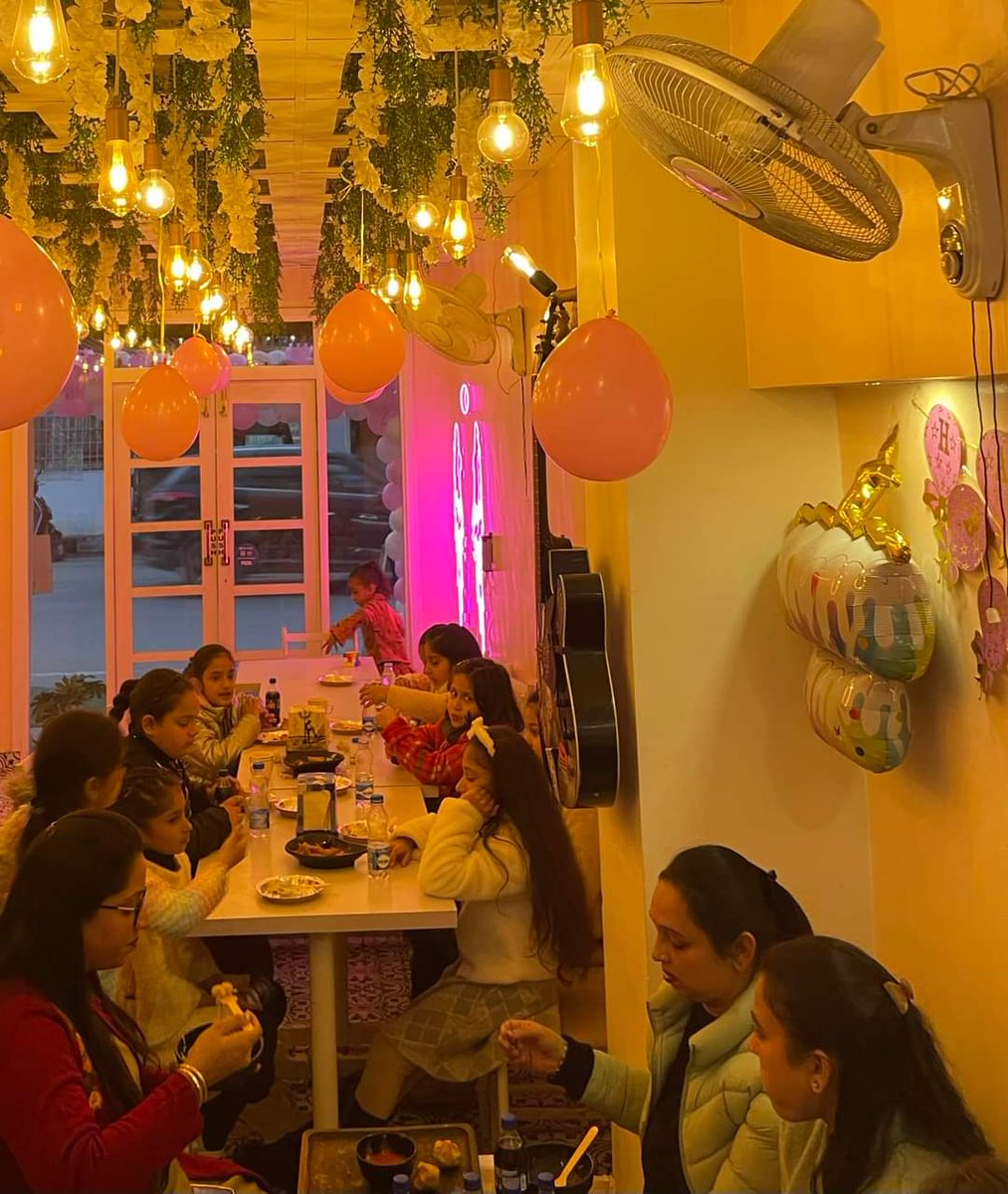 blujazzcafe's tweet photo. We are open to take bookings for any kind of birthday and kitty parties. .

Contact for reservations 

#blujazzcafe #jammu  #JammuAndKashmir #cafe #puab #FranchiseBusiness #franchiseopportunities #affordablefranchise #blujazz  #qsrfranchise #cafefranchise @tarunuppaljk https://t.co/KJcpWvtYQM