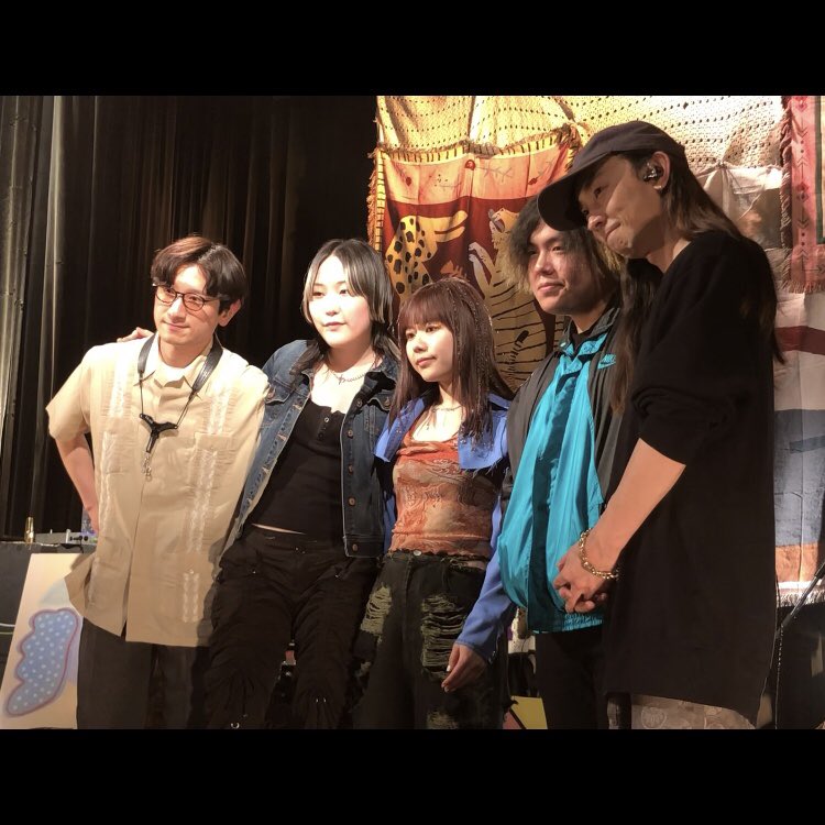 Sachi_CoCo_'s tweet photo. 昨日はさらさちゃんの
1stアルバムRelease Party🎉
バンドset最高すぎた( ´-` )∗*゚
衣装もステージもかわいいし
ココロのスポンジに水が染み入る
よな歌声👼さらさワールド堪能💗
#さらさ
#InnerOcean https://t.co/VW2Co1MSMS