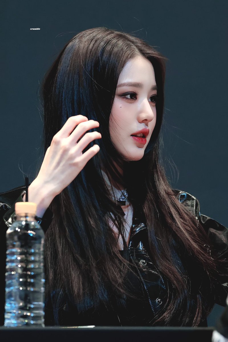 wbdus2t's tweet photo. 230423

#IVE #아이브 #JANGWONYOUNG #장원영 https://t.co/4AQaSsHL8d