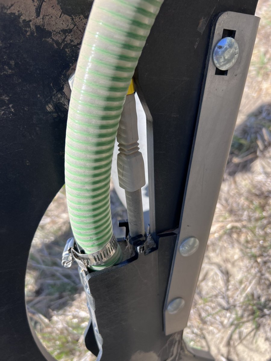 Fin Brown tweet media