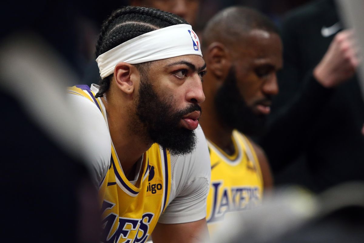 LakeShowYo's tweet photo. “42, 45, 48 minutes… whatever it is, I’ll be ready.”

-AD on game 6 vs the Grizzlies 👀 https://t.co/cb43Q5NRxO