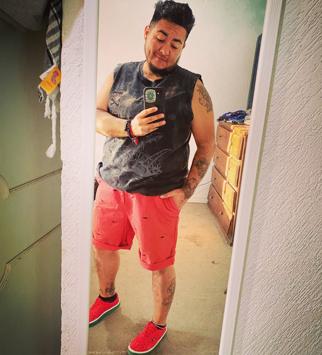 royega's tweet photo. Pura sabrosura
#transman #ftm #sabroso #pansexual https://t.co/n5VfqIx7ge