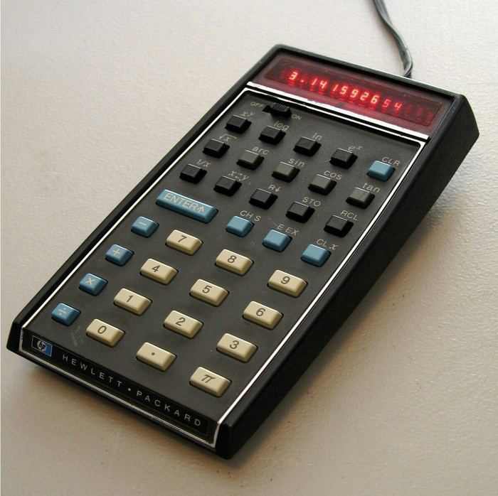 jessmshana's tweet photo. The first engineering pocket calculator was released by Hewlett-Packard in 1972.
#JessHistory https://t.co/ci4cgcHiUq
