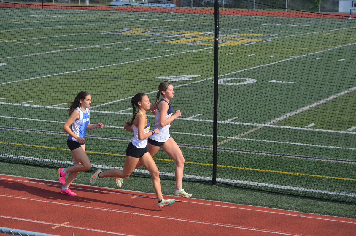 wbgvxctf's tweet image. Important win against an immensely talented North Babylon squad. From start to finish, the action was fantastic.  This was a great test to see where we are, and where we need to go. Eagles move to 3-0 on the season. @WBSeniorHigh @westbabylonsupt @SectXISuffolk